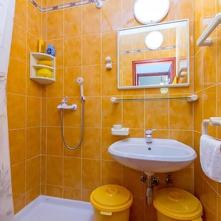 House Ondina Nyaraló