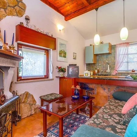 Nyaraló House Ondina *