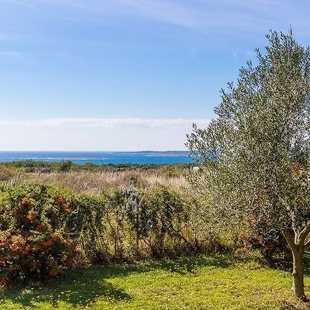 Nyaraló House Ondina *