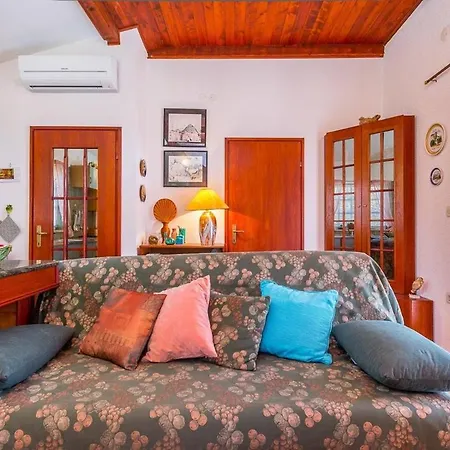 House Ondina *